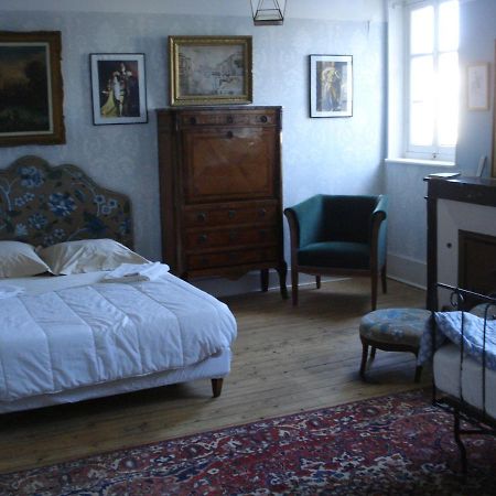 Bed and Breakfast Le Chevalier D'Eon Tonnerre Exterior foto