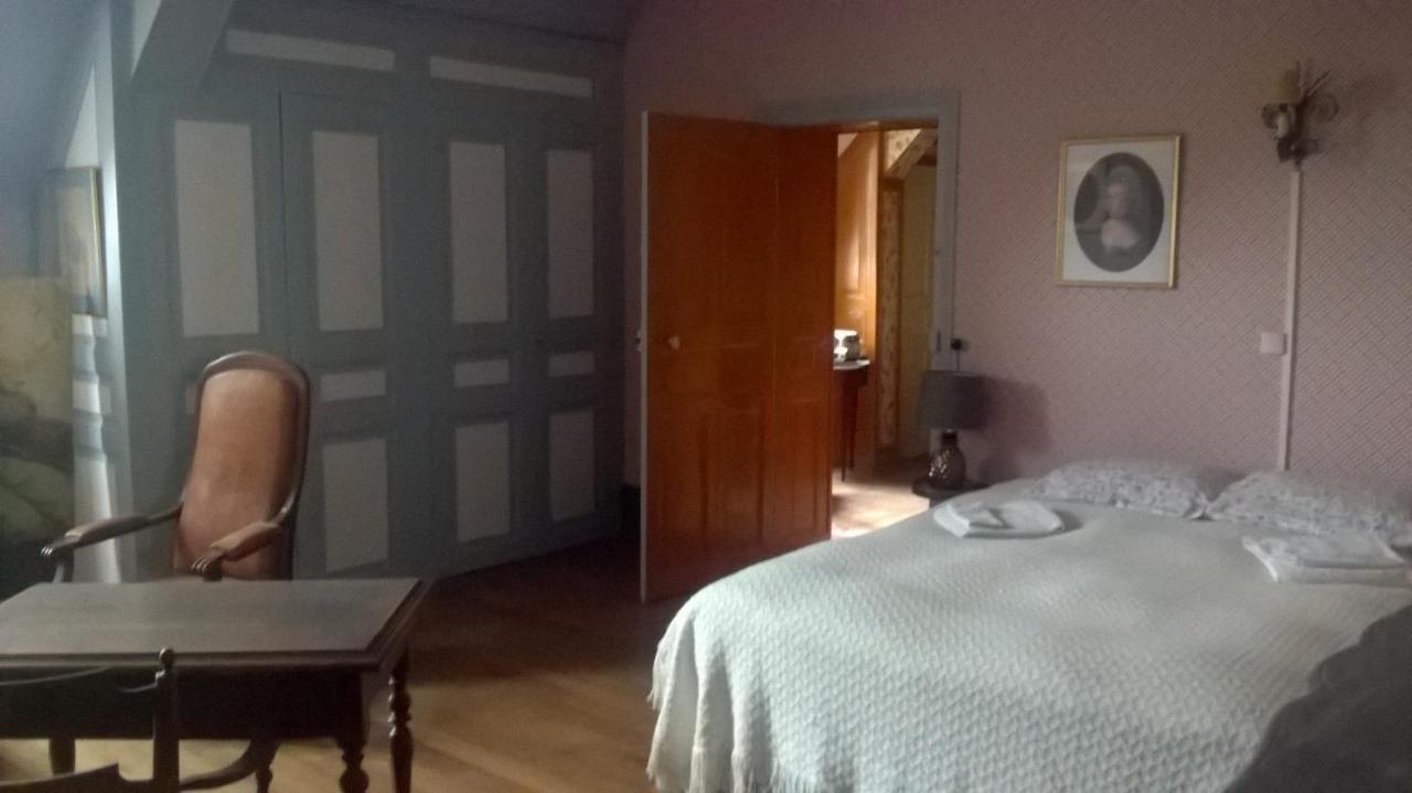 Bed and Breakfast Le Chevalier D'Eon Tonnerre Exterior foto