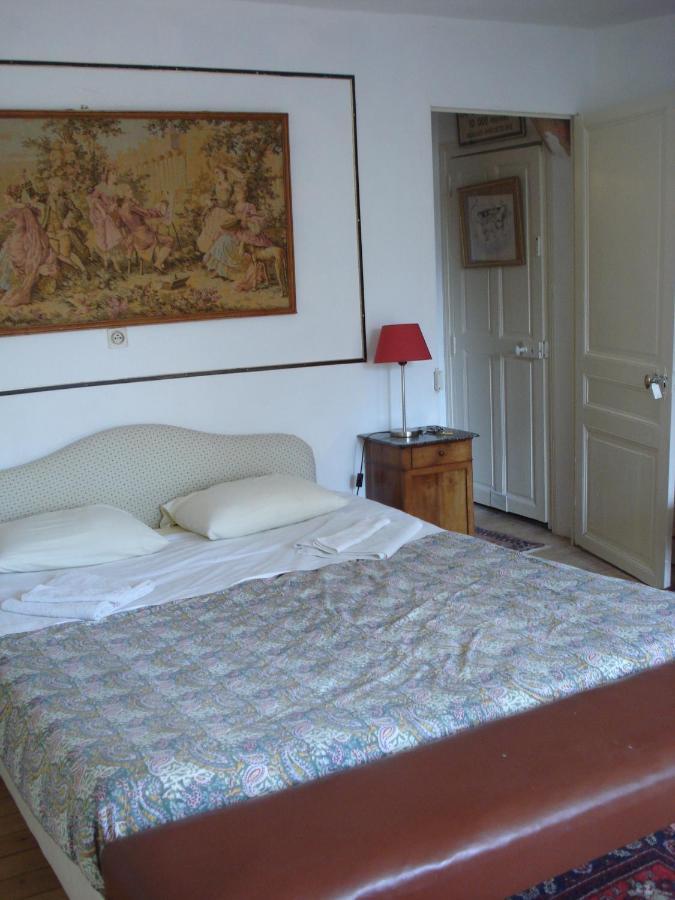 Bed and Breakfast Le Chevalier D'Eon Tonnerre Exterior foto